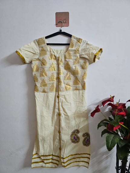 Traditional Wear Off White Kurtha with Pants of M size