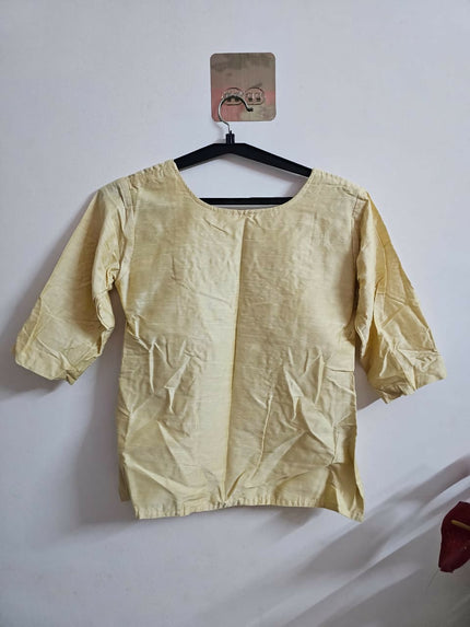 Traditional Ivory shade designer Top of M size