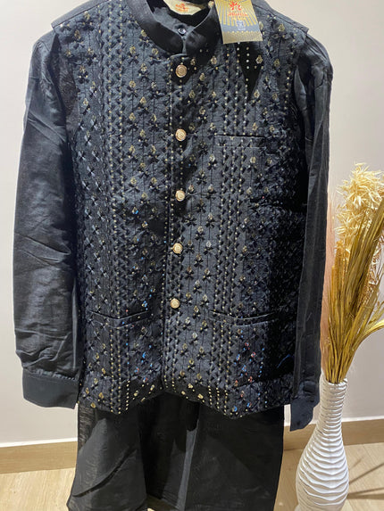Men's Black Kurta Set - M Size