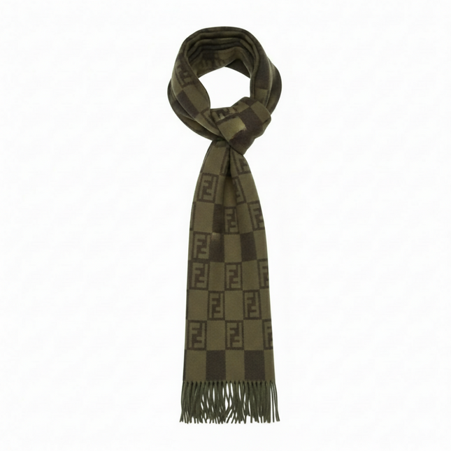 Pre owned Fendi Roma FF Logo Women's Scarf!