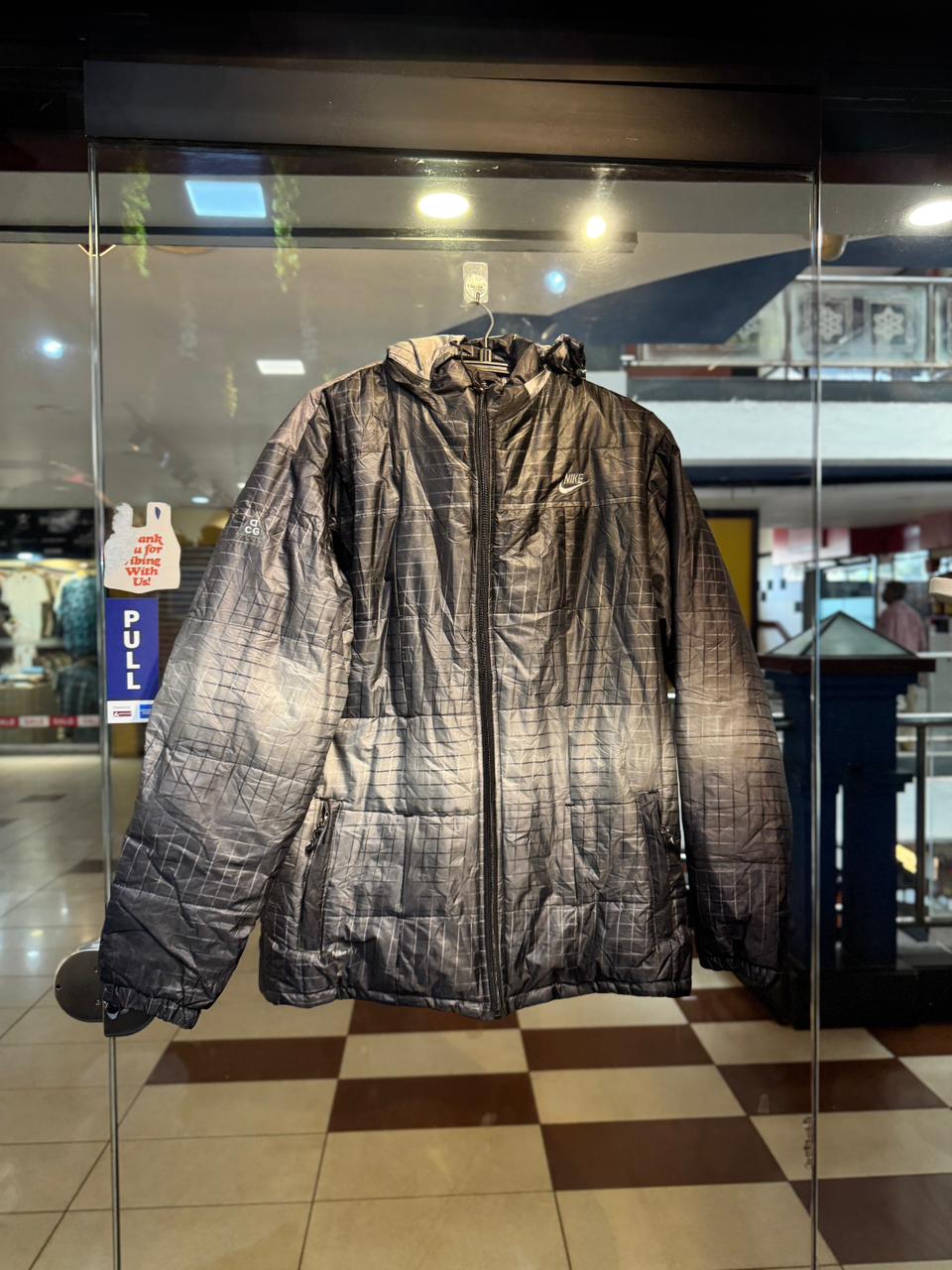 NIKE Men's Black and Grey  Jacket with a Grid - XL Size