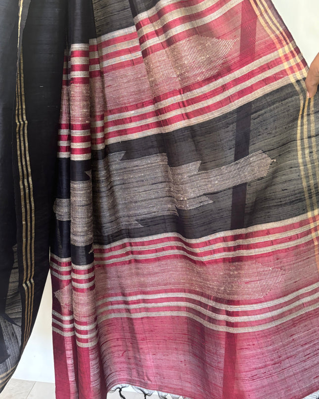 Women’s Black Saree with Lined Border