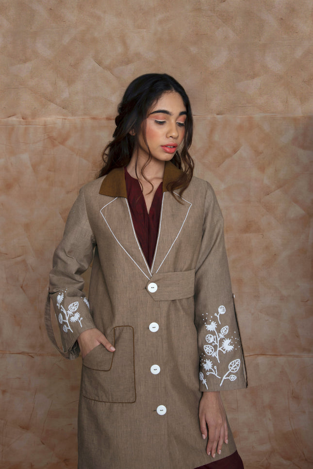 Anushe Pirani Women's High Low Hem Trench