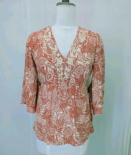 Bombay Boutique Collection Women's Neck Embroidery Pink Top - L Size