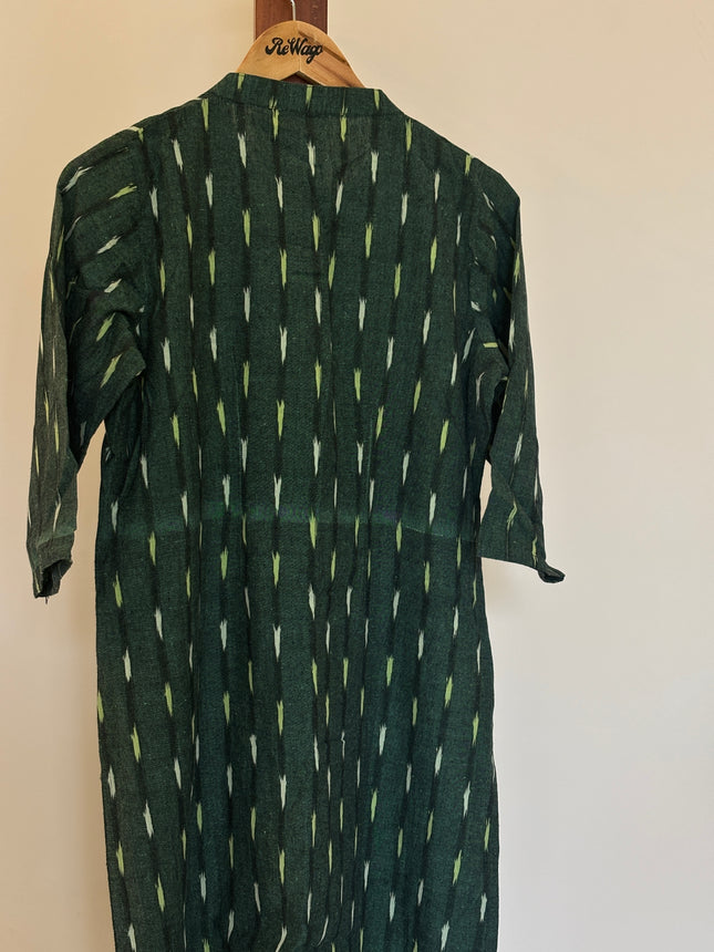 Women's  3/4th Sleeve Printed Green Kurti - M Size