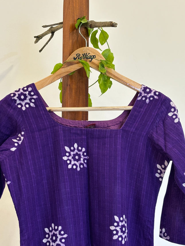 Women's Round Neck Violet Kurti - M Size