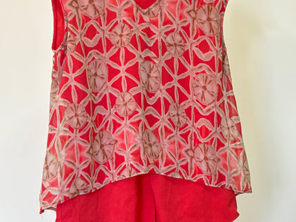109 F Women's Sleeveless Red Top - M Size