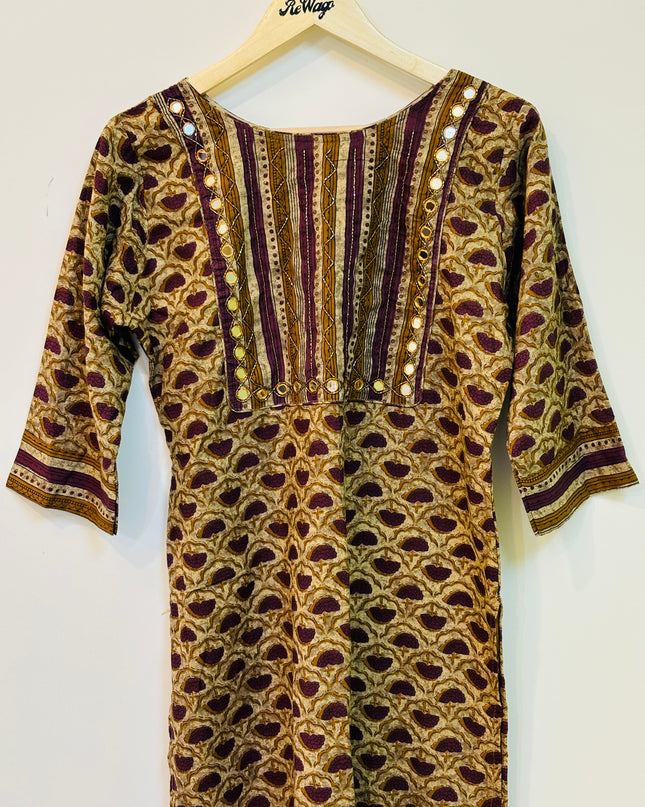 Women’s 3/4th Sleeve  Kalamkari Printed Kurti - L Size