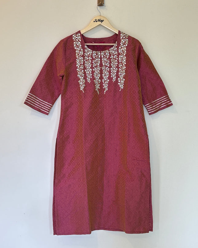 Varanga Women’s Rose kurti - L size