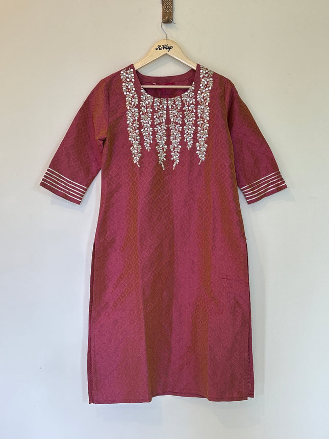Varanga Women’s Rose kurti - L size