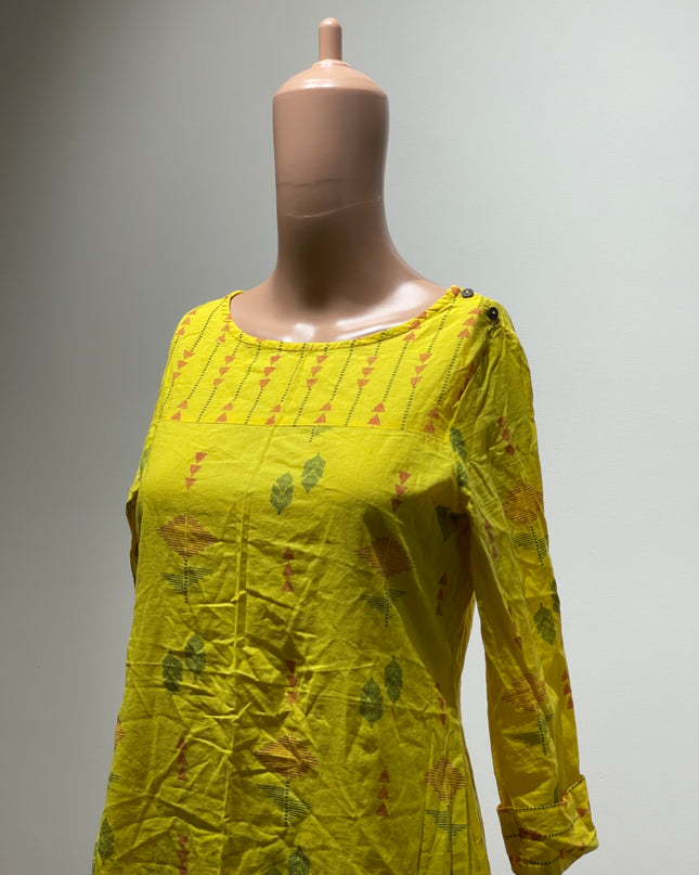 MAX Yellow & Green Printed Pure Cotton Straight Kurti Womens - M Size