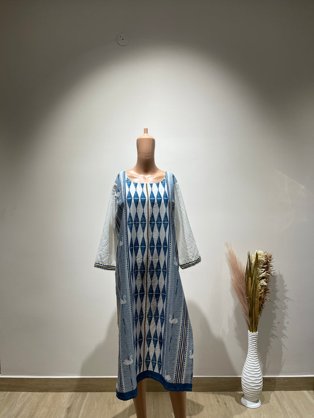 AHIKA Women White and Blue Print Kurits - XL Size