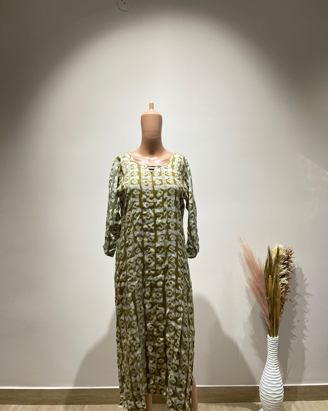 Women's Green and white  a-line kurta XL Size