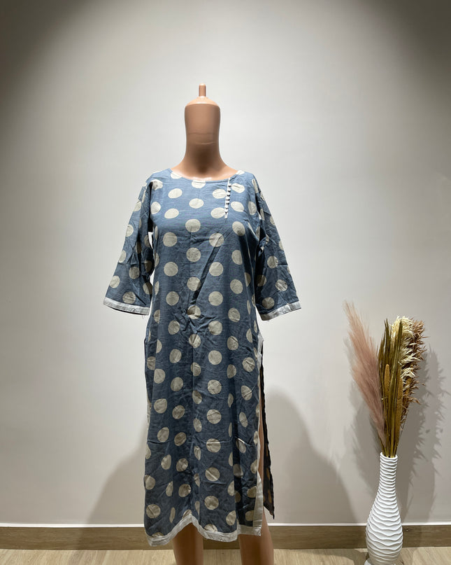 Women Printed Straight Kurta L Size