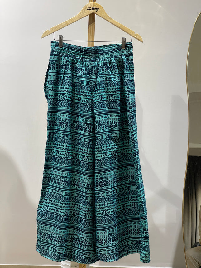 Women Regular Fit Multicolor Crepe Trousers M Size