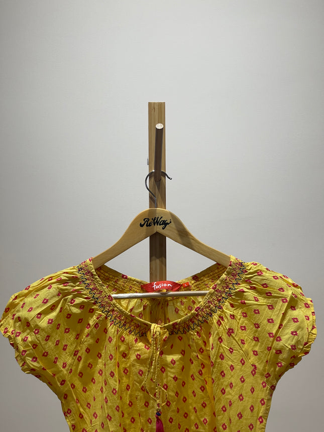 FUSION WOMEN Yellow Printed Top L Size