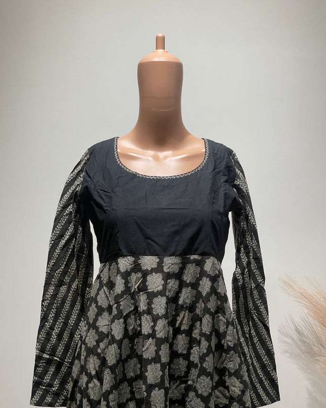 Women's Anarkali Kurta S Size