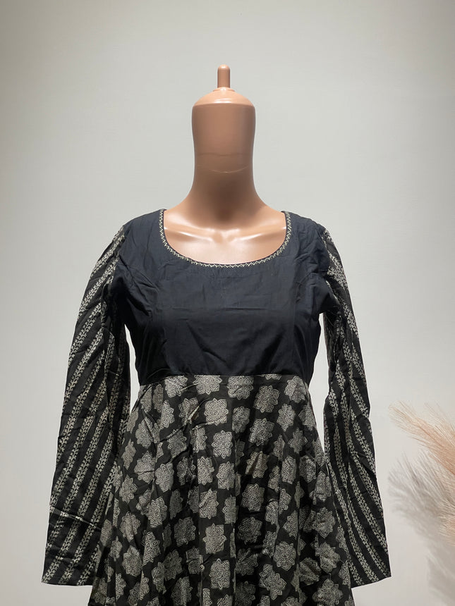 Women's Anarkali Kurta S Size