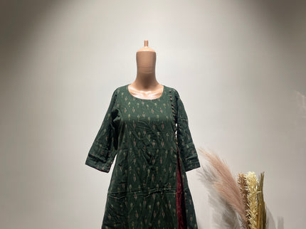 MELANGE Womens Embroidered Viscose Rayon Straight Kurta  (Green) S Size