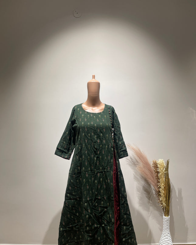 MELANGE Womens Embroidered Viscose Rayon Straight Kurta  (Green) S Size