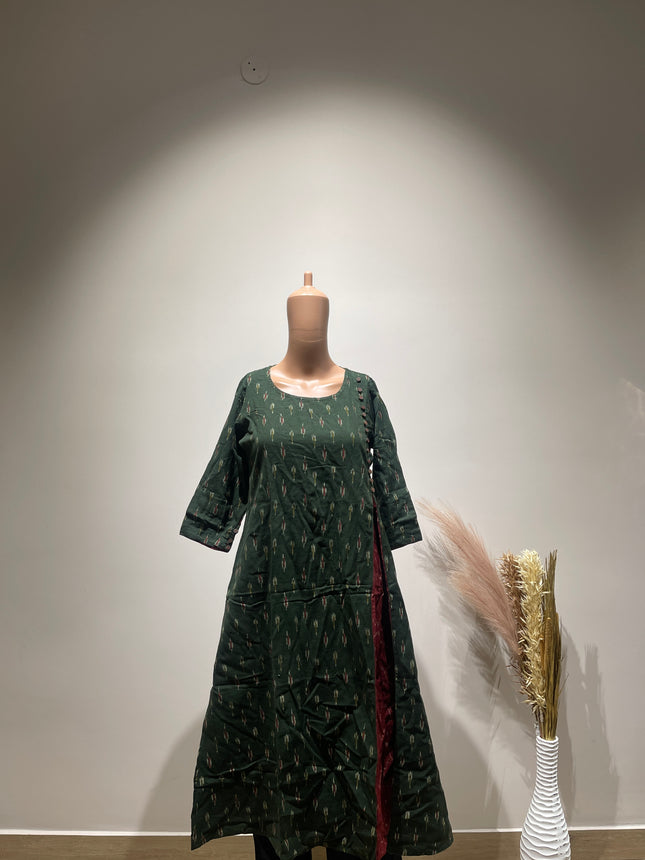 MELANGE Womens Embroidered Viscose Rayon Straight Kurta  (Green) S Size