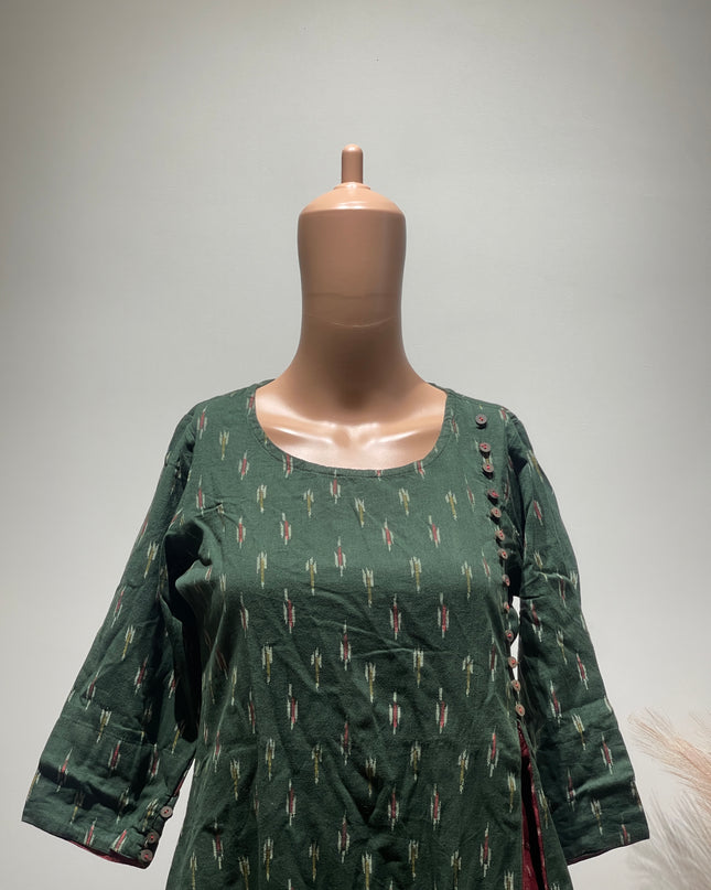 MELANGE Womens Embroidered Viscose Rayon Straight Kurta  (Green) S Size