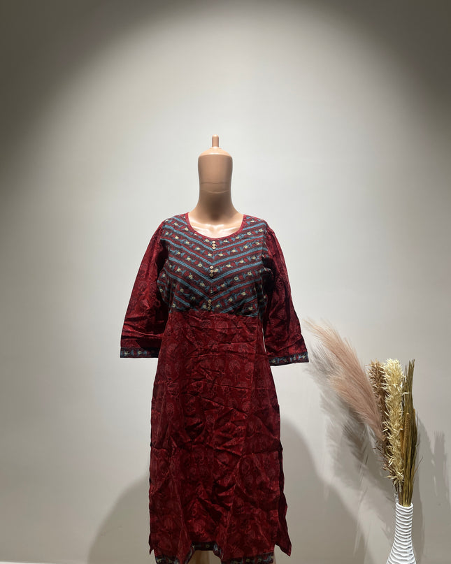 SIYAHI Women's Red Print Angrakha Kurta S Size