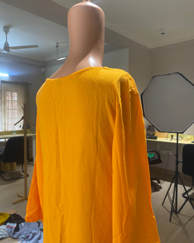 Women's V - Neck Orange Kurta & Pant - L Size