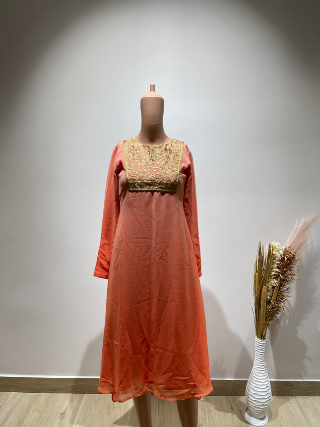 Women Embroidered Round-Neck A- line Kurta With Shawl - XS Size