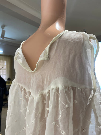 Women's Casual White Top - M Size