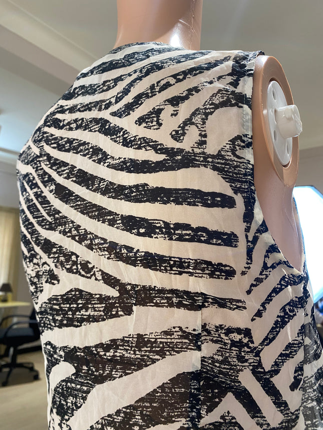 H&M Women's Regular Fit Black And White Top - M Size
