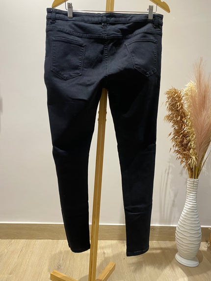 MAX Women's Regular Black Jean - M Size