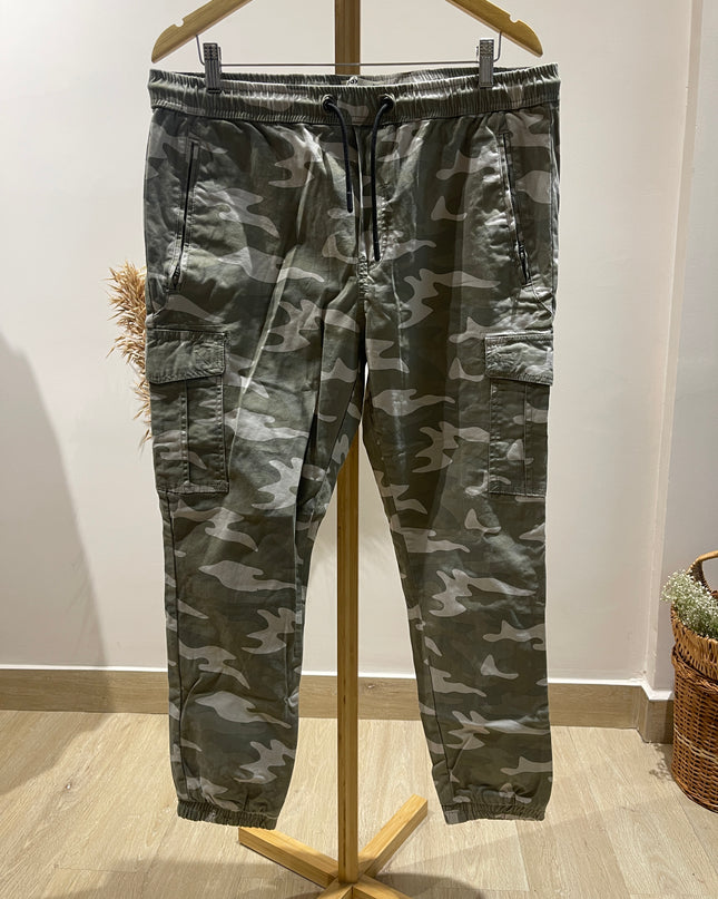 MAX Men's Carrot Fit Green Cargos - L Size