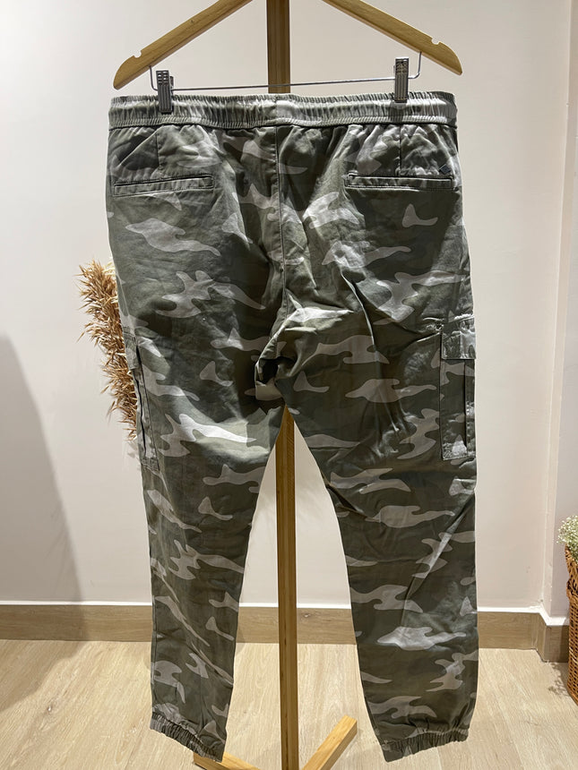 MAX Men's Carrot Fit Green Cargos - L Size