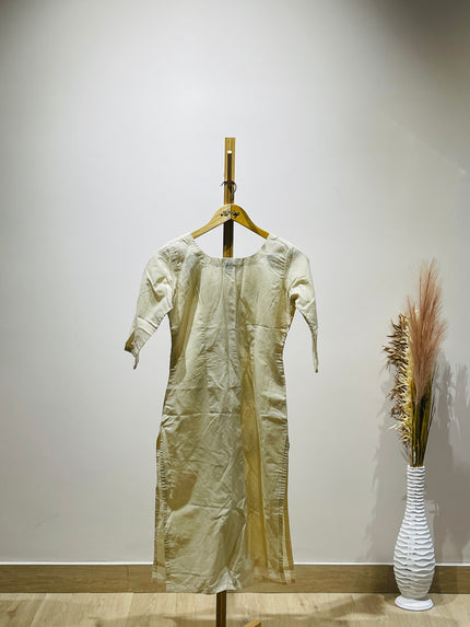 BENEETA Womens Printed Cream Kurta - S Size