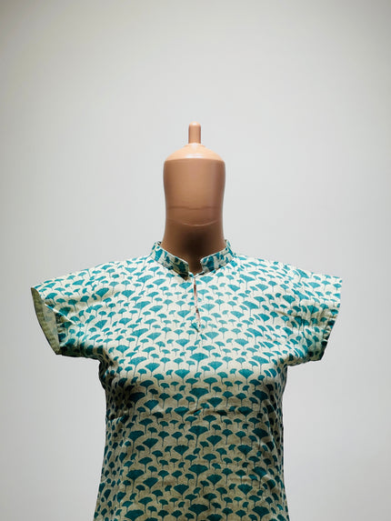 Womens White Green Floral Printed Kurta - S Size