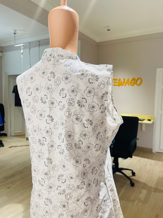 1 TO 9 Womens White Top - L Size
