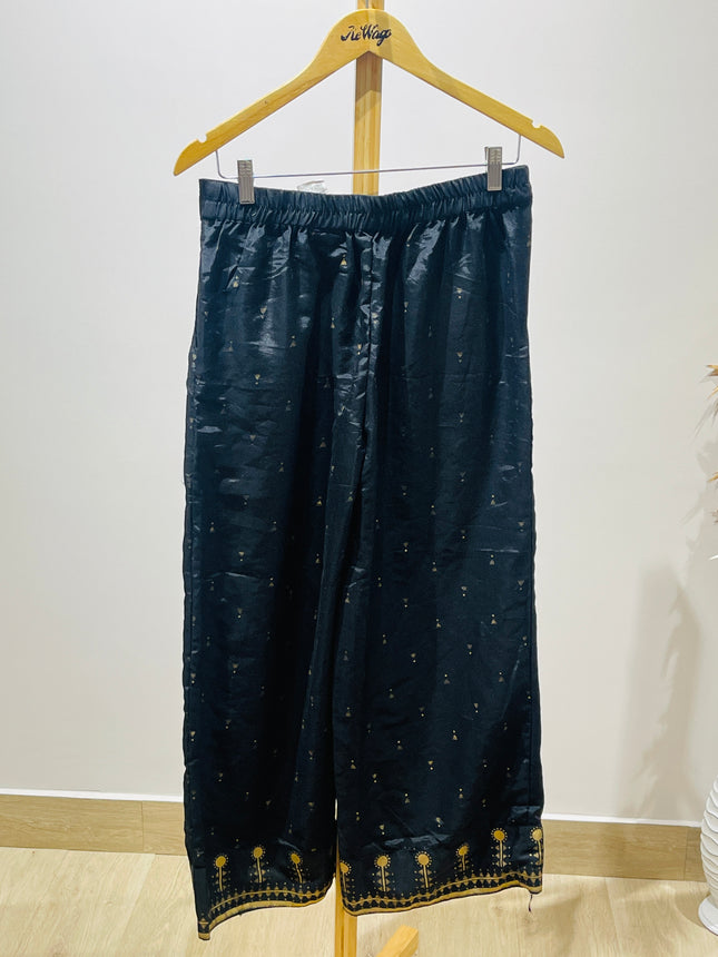 Womens Loose Fit Black Trousers - M Size