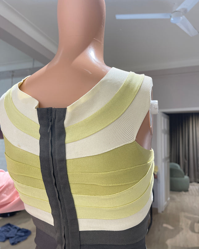 Women's Round Neck Green bodycon Dress - S Size
