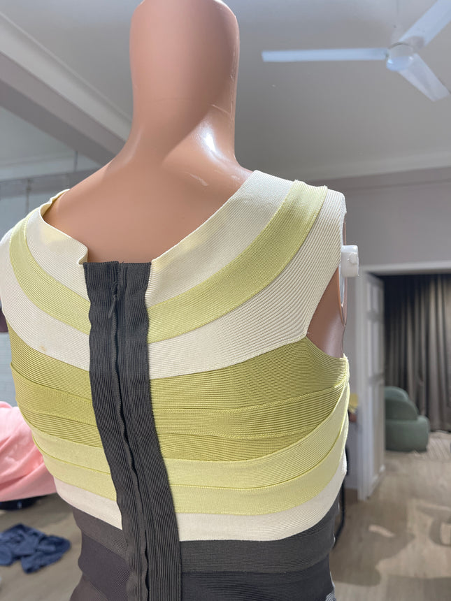 Women's Round Neck Green bodycon Dress - S Size