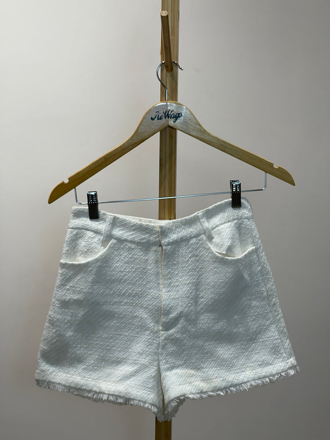 ZARA Women's Casual White Shorts - XS Size
