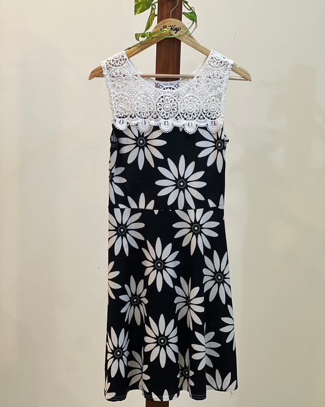 109 F Women's  Sleeveless Black Dress - S Size