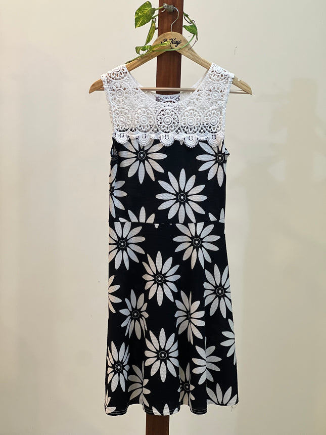 109 F Women's  Sleeveless Black Dress - S Size