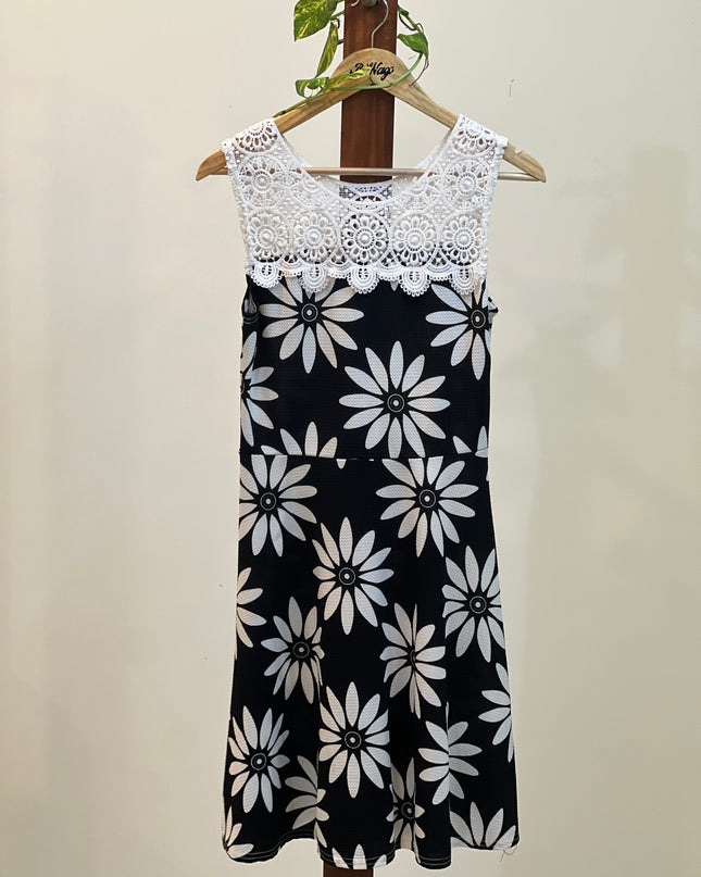 109 F Women's  Sleeveless Black Dress - S Size