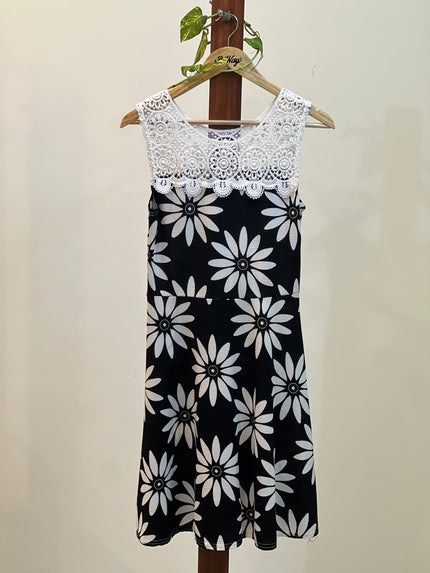 109 F Women's  Sleeveless Black Dress - S Size