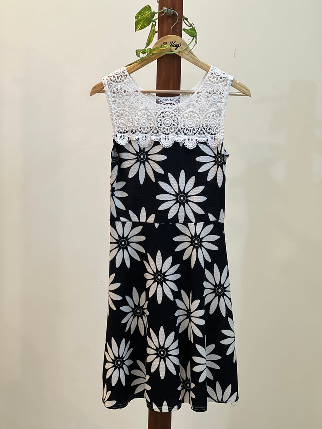 109 F Women's  Sleeveless Black Dress - S Size