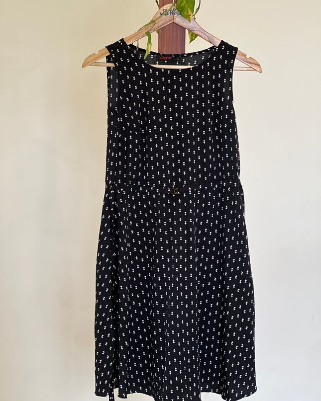 Women's B&W Printed Sleeveless Dress