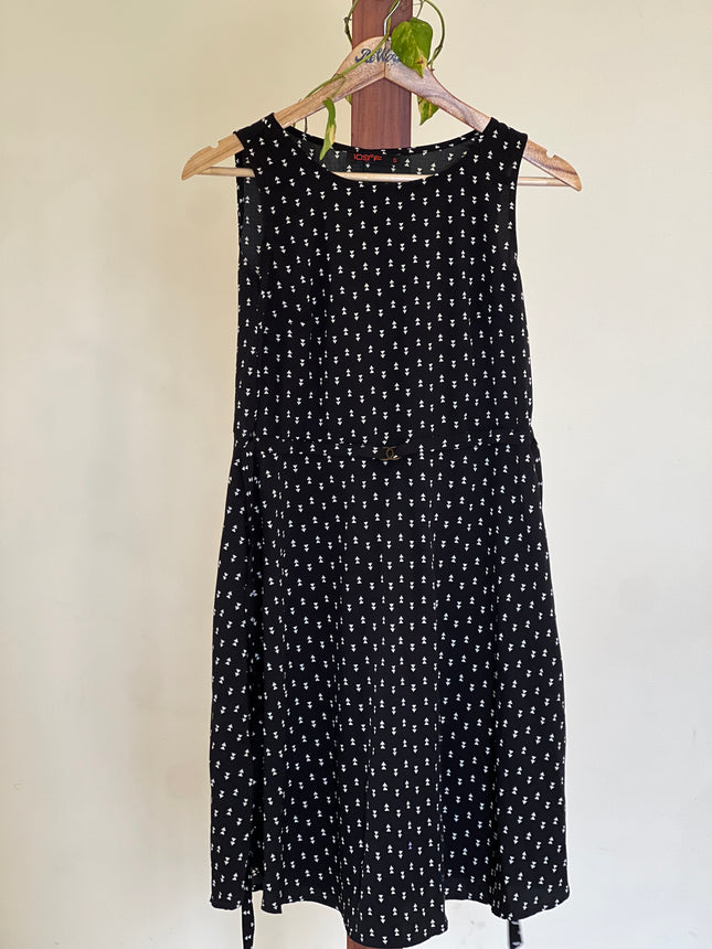 Women's B&W Printed Sleeveless Dress