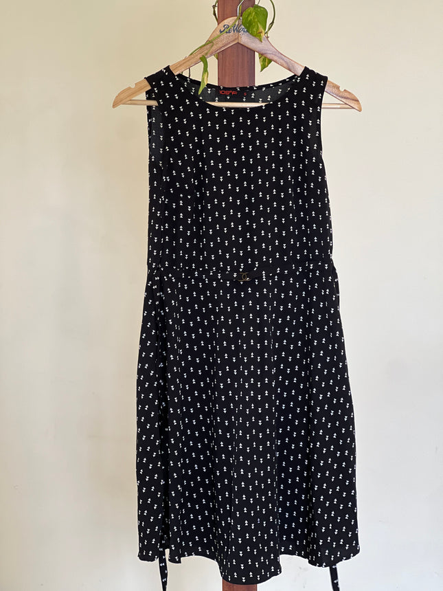 Women's B&W Printed Sleeveless Dress