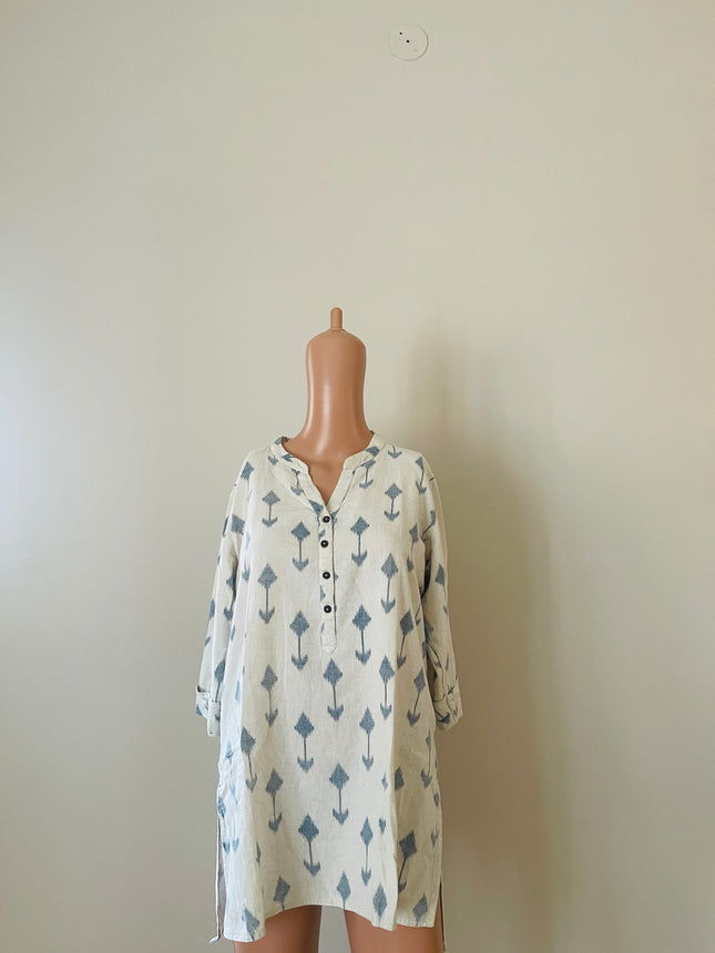 UTSA Women's Casual White Kurta - L Size